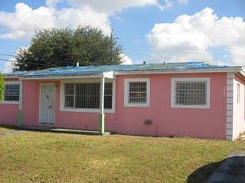 2nd image of 20615 NW 33rd Ct