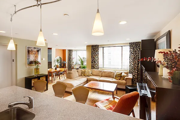 Sold by Level Group | media 1