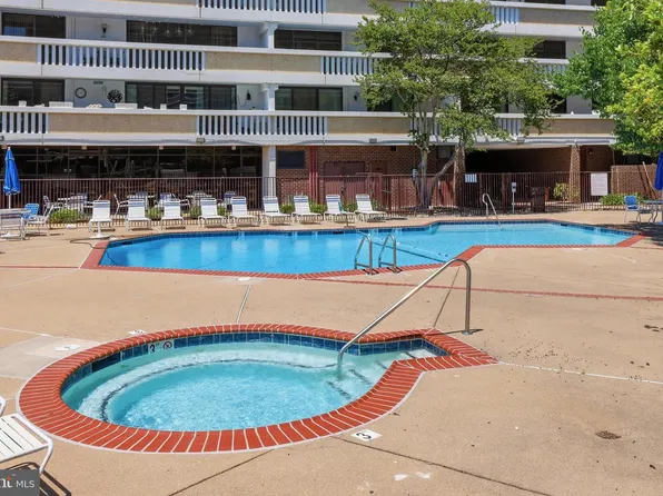 6101 Edsall Rd APT 502, Alexandria, VA 22304