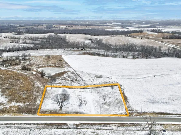 1925 Salem Rd, Salem, IA 52649