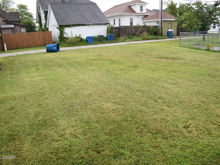 2013 Virginia Ave S — Photo 19
