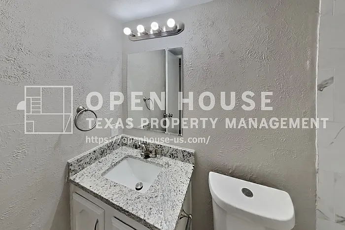 1309 Crestview Dr — Photo 19