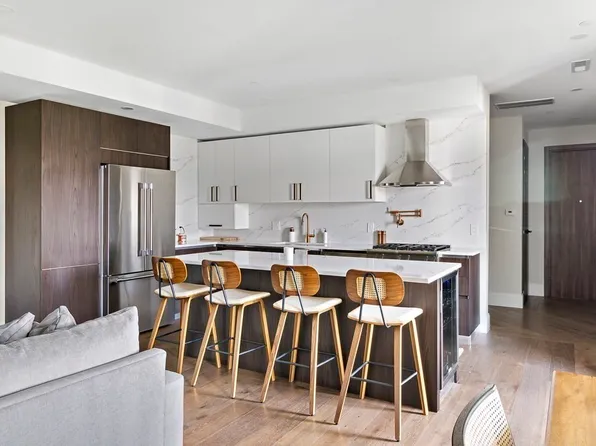 32 Pearl St #1, Dorchester, MA 02125