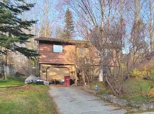 320 N Gloria St, Palmer, AK 99645