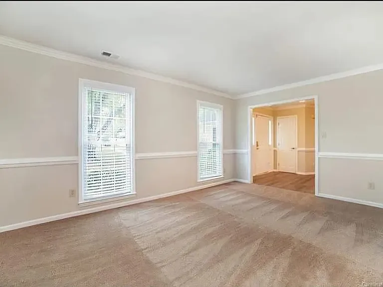 2722 Briar Ridge Dr — Photo 17