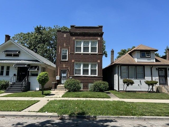 1st image of 7648 S Luella Ave