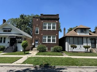 7648 S Luella Ave, Chicago, IL 60649