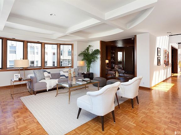 3rd image of 2111 Franklin St #Penthouse