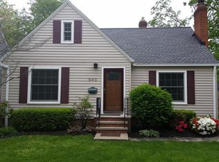 540 Elmwood Rd, Bay Village, OH 44140