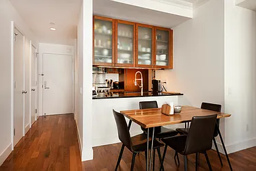 Rented by R New York