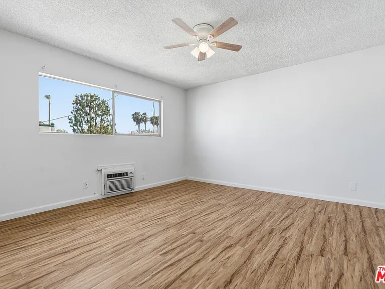 2332 S Beverly Glen Blvd #5 — Photo 13
