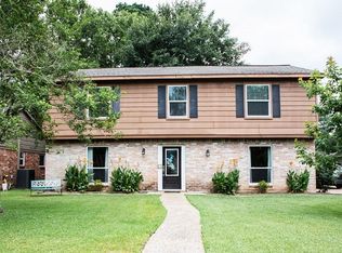 7710 Heathrow Ln, Spring, TX 77379