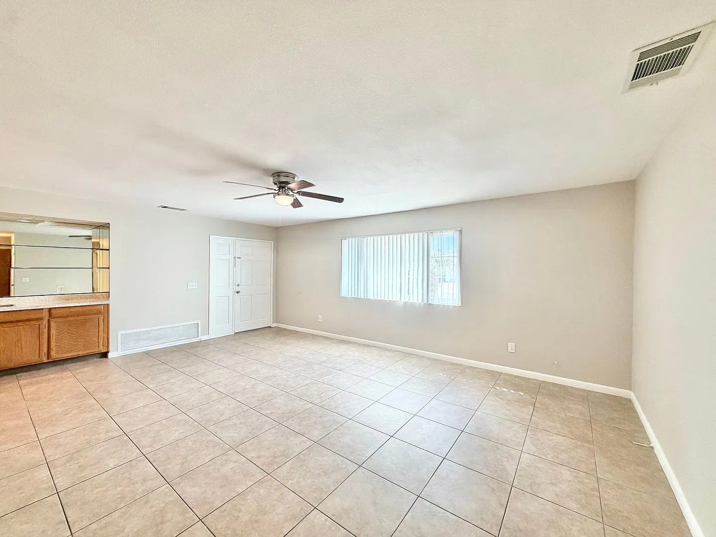 Available Now!! 2 Bedrooms 2 Bathroom Apartment In Cathedral City! — Photo 4