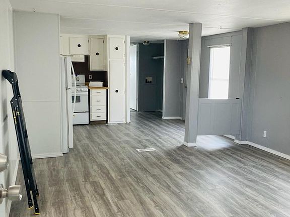 2nd image of 106 Hope Ct