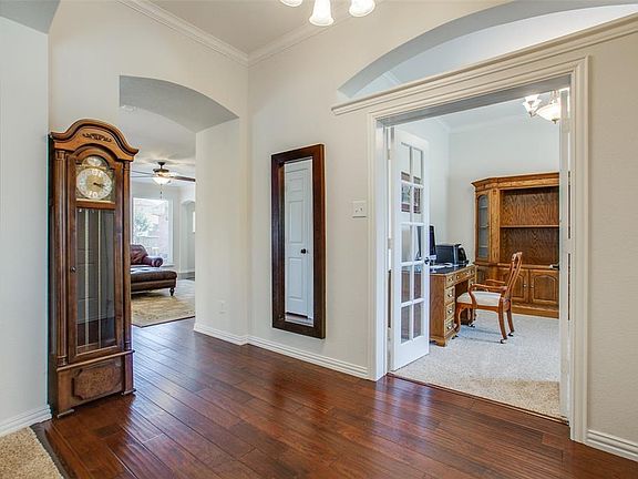 2nd image of 5704 Blue Spruce Ln