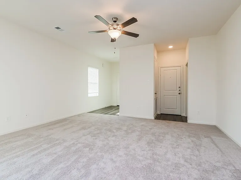 15310 Abella Dr — Photo 3