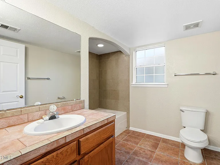 7536 Le Conte Dr — Photo 19