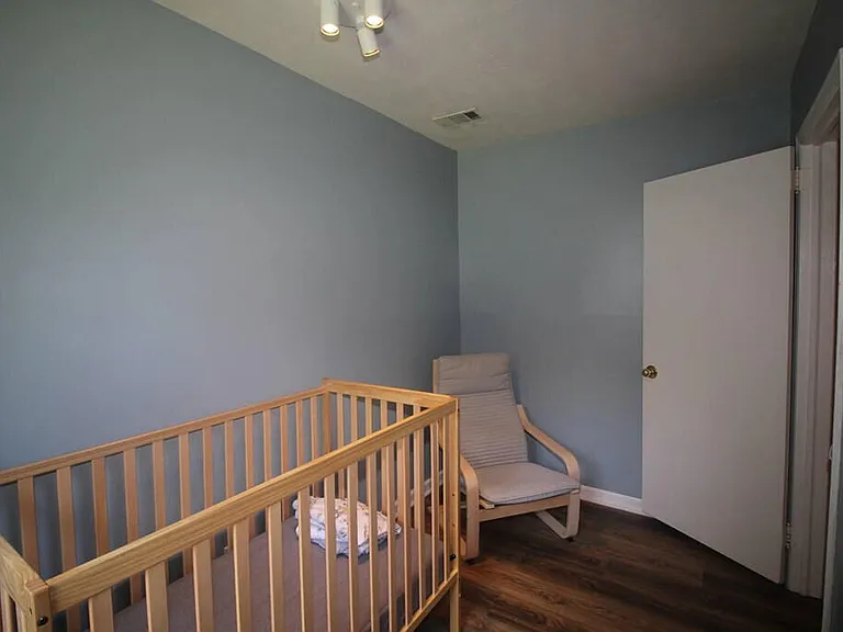 818 Ona Dr — Photo 20