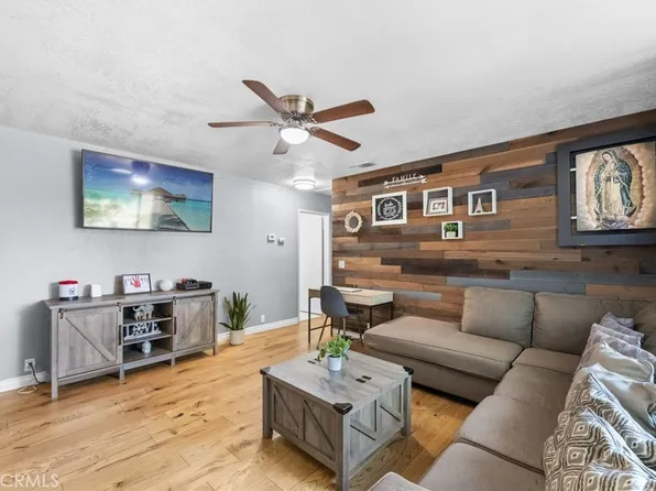 17410 Kniffen Ave, Lake Elsinore, CA 92530