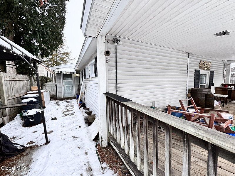 5th image of 1379 Evergreen Avenue