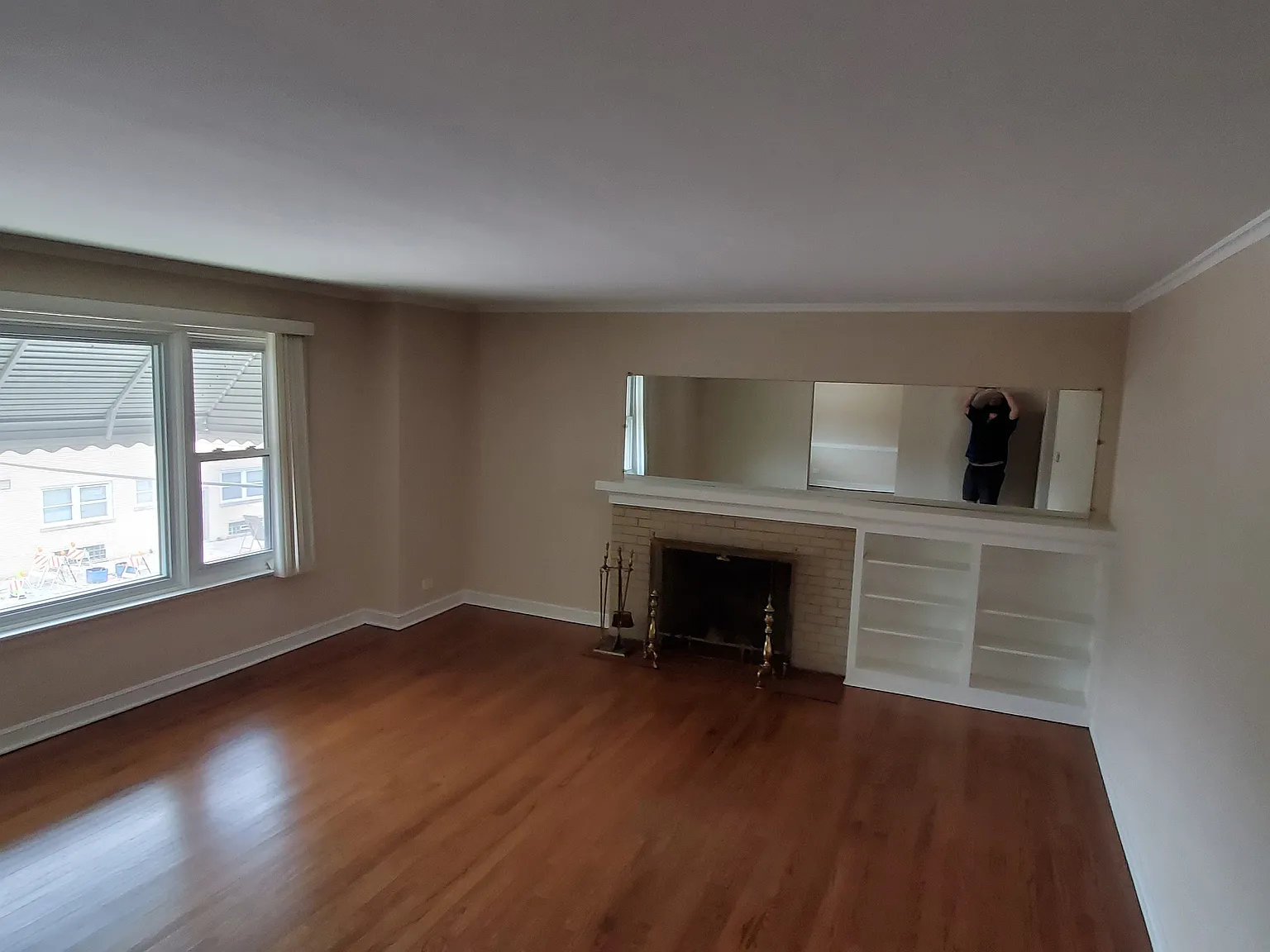 3 bed, 1300 sqft, $1,700 — Photo 2