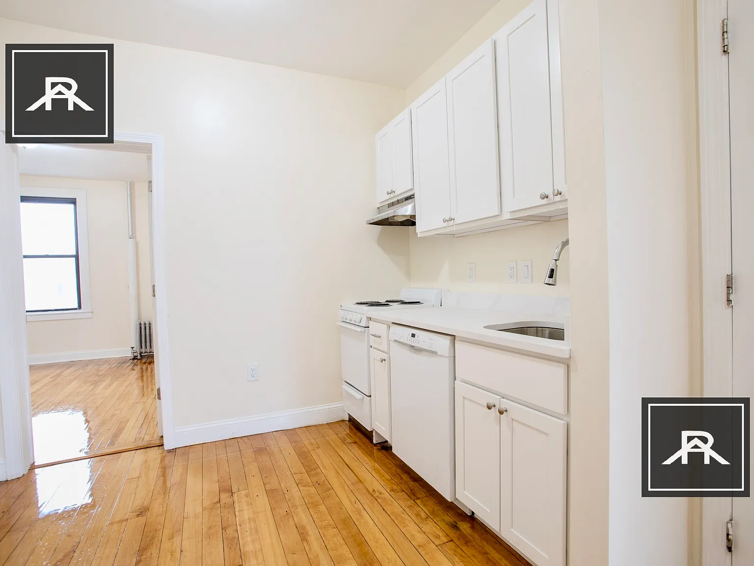 1222 Commonwealth Ave — Photo 2