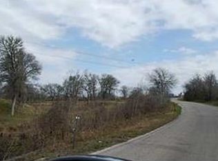 126 Westwood Rd, Lockhart, TX 78644