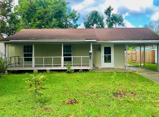 5135 4th St, Port Arthur, TX 77642