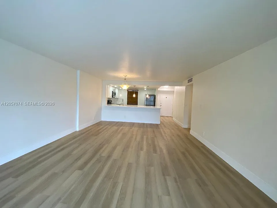 401 SE 3rd St #405