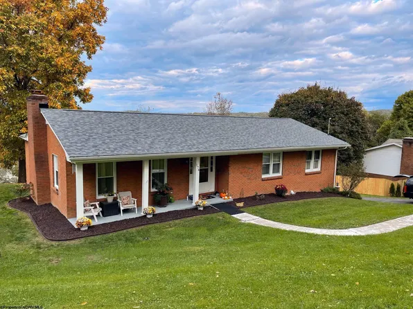 174 Barnett Acres Rd, Clarksburg, WV 26301