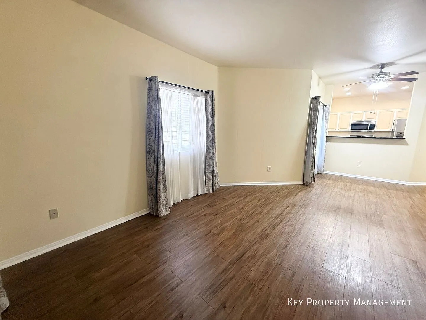 Gated SW Las Vegas Condo with Pool Access, Granite Countertops & Attached 2-Car Garage — Photo 4