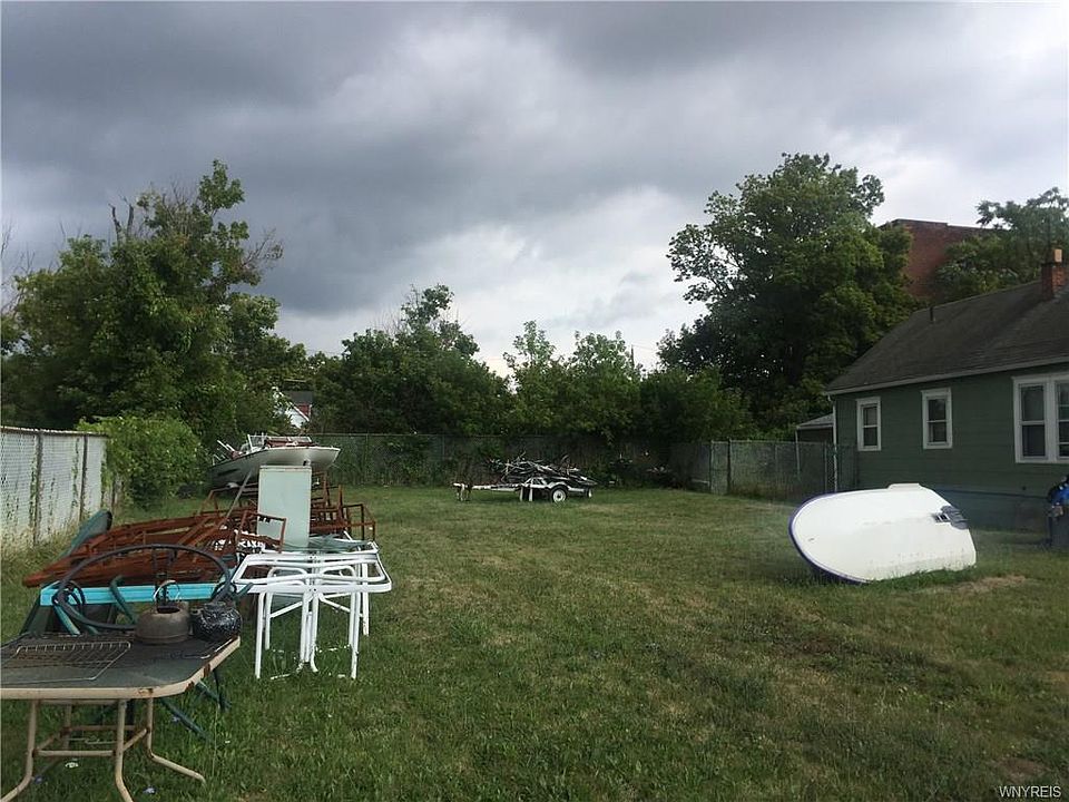 2nd image of 83 Shumway St