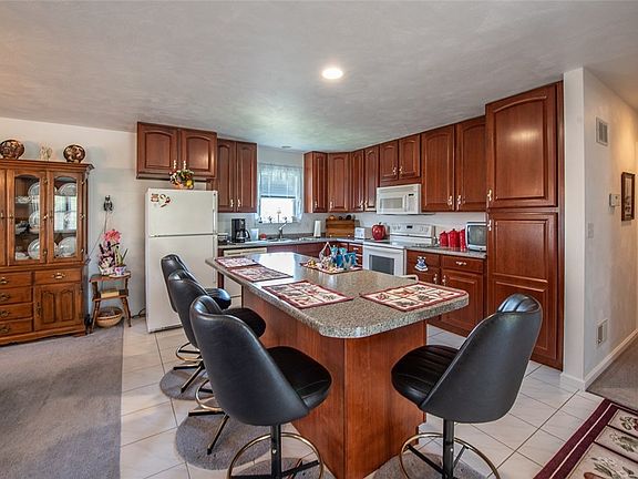 5th image of 511 Helen Ave