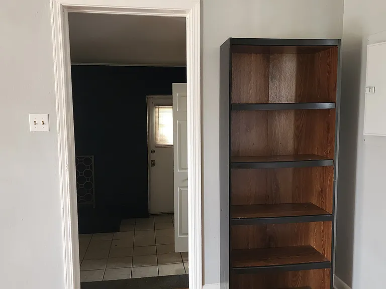 324 New York Ave — Photo 15