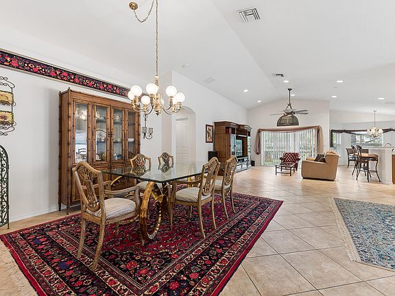 2nd image of 12119 Roma Road