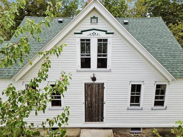 850 Lawrence Road, Pownal, ME 04069