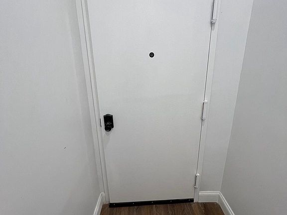 3rd image of 2145 Elkins Ave #B