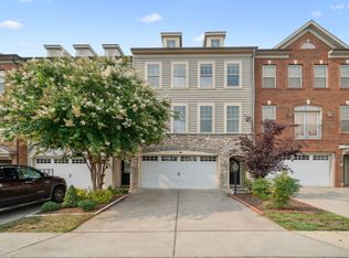 22201 Falling Ter, Ashburn, VA 20148