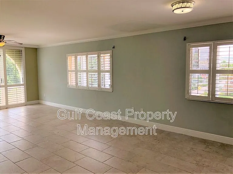 301 S Gulfstream Ave #301 — Photo 3