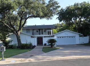 826 Serenade Dr, San Antonio, TX 78216