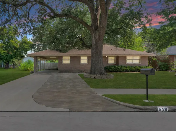519 Sharon Dr, Humble, TX 77338
