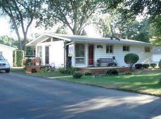 221 Field Rd, Clio, MI 48420