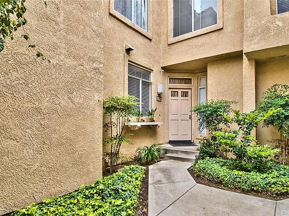 2nd image of 3100 Puesta Del Sol Ct #D102