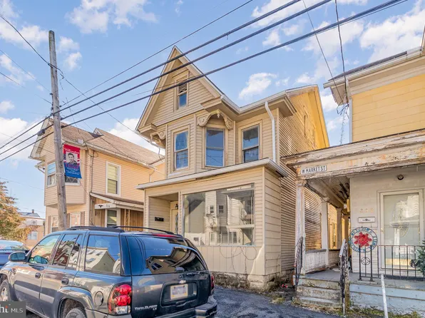 206 W Market St, Williamstown, PA 17098