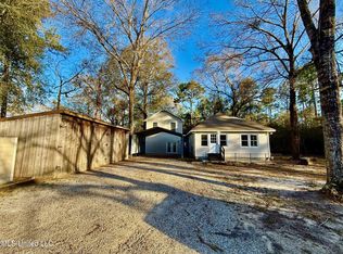 13651 E Wortham Rd, Saucier, MS 39574