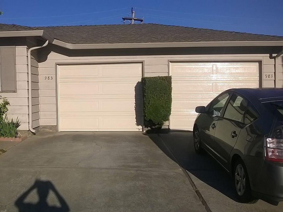 1st image of 981 Miller Ave #981