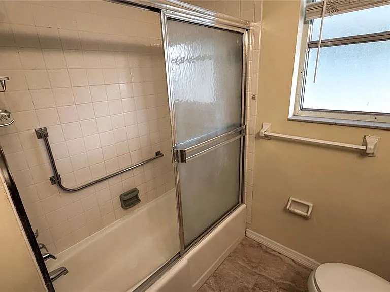 7621 Rosewood Dr — Photo 34
