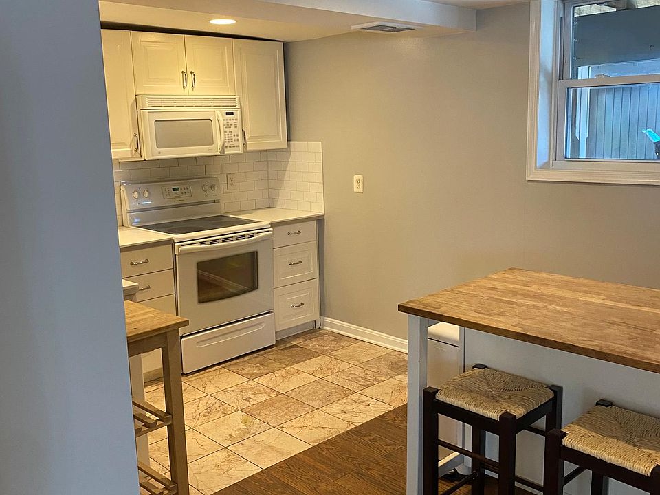 Kitchen view2