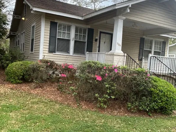 1109 N 5th Ave, Laurel, MS 39440