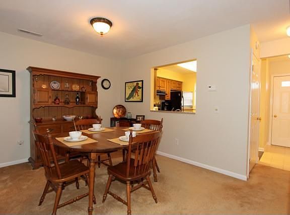 4th image of 1004 Nutmeg Dr #1004